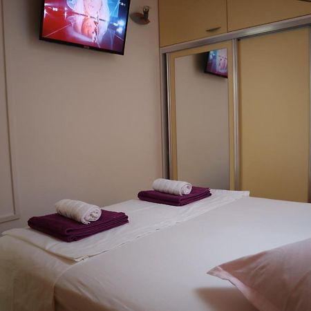 Apartments Iva Und Franka Omiš Dış mekan fotoğraf