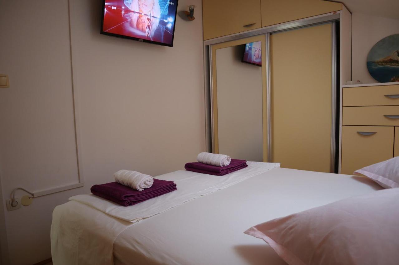Apartments Iva Und Franka Omiš Dış mekan fotoğraf