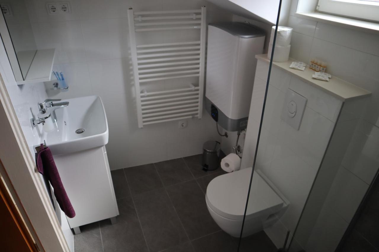 Apartments Iva Und Franka Omiš Dış mekan fotoğraf