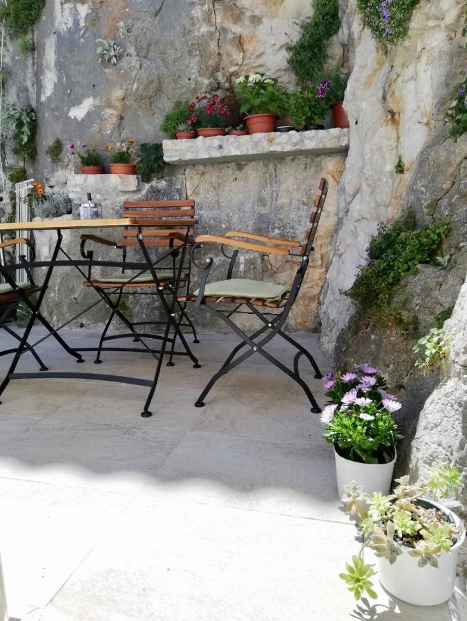 Apartments Iva Und Franka Omiš Dış mekan fotoğraf